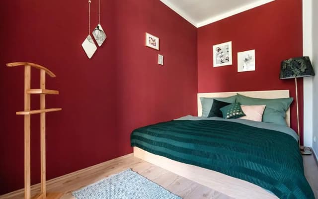 Colorful Apartment Facing Green Courtyard - photo 2