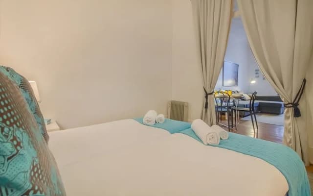 Chiado Balcony Apartment - photo 5
