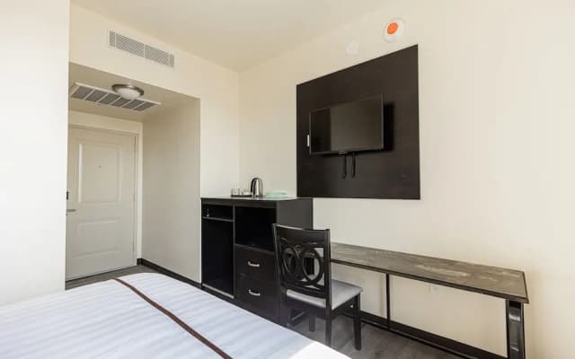 Astoria Inn LaGuardia hotel - photo 3
