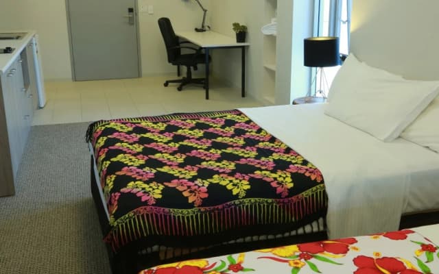 M Q Space Pop Up - photo 2