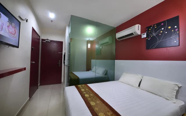 Hotel Bahagia - photo 4