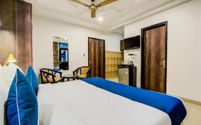 Hira Palace - photo 2