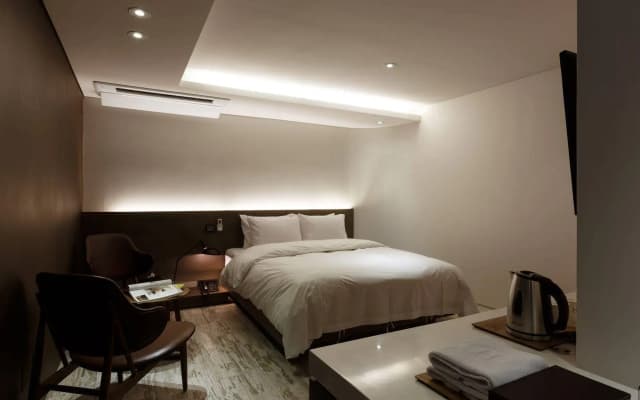 H Hotel Seocho - photo 3