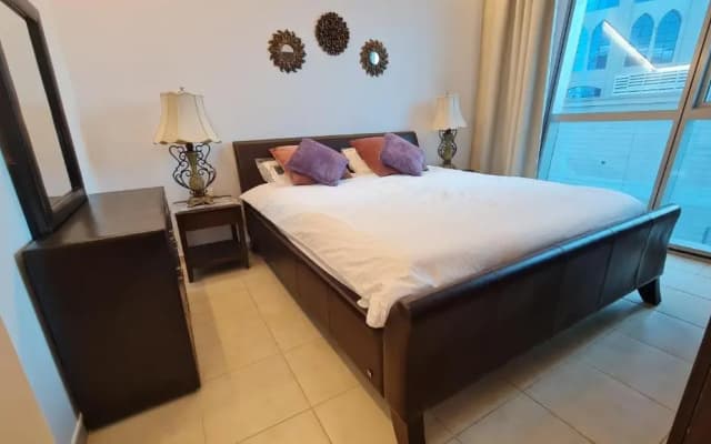 Stunning 3bhk service apartment - photo 2