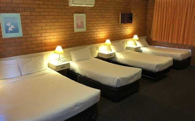 Essendon Motel - photo 4