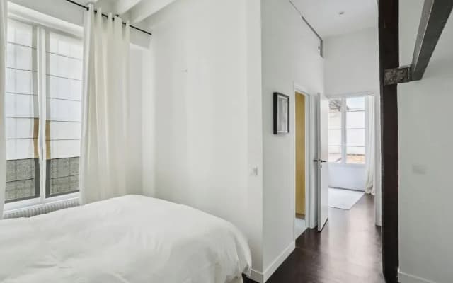 Cozy 2BR Near Saint-Germain & Luxembourg - photo 2