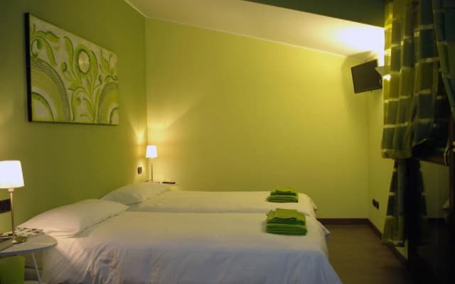 Rutilia22 - photo 5