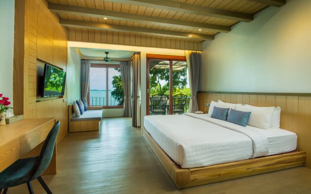 Coral Cliff Beach Resort Samui - photo 2