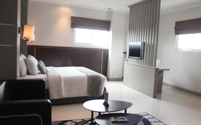 T Hotel Jakarta - photo 2