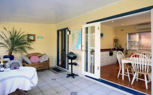 Whale Beach Bed & Breakfast - photo 3