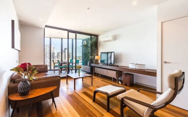RIVER, 1BDR Melbourne Apartment - photo 4