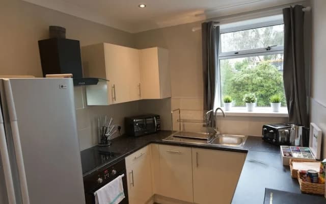 First Sighthill Villa - photo 4