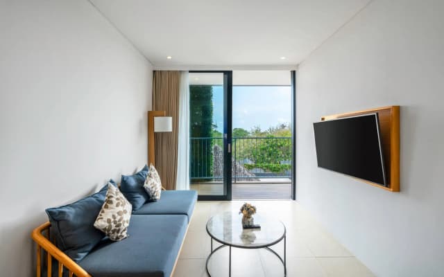 Citadines Berawa Beach Bali Hotel - photo 4