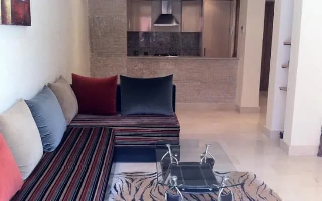 New Luxury Apartment - photo 2