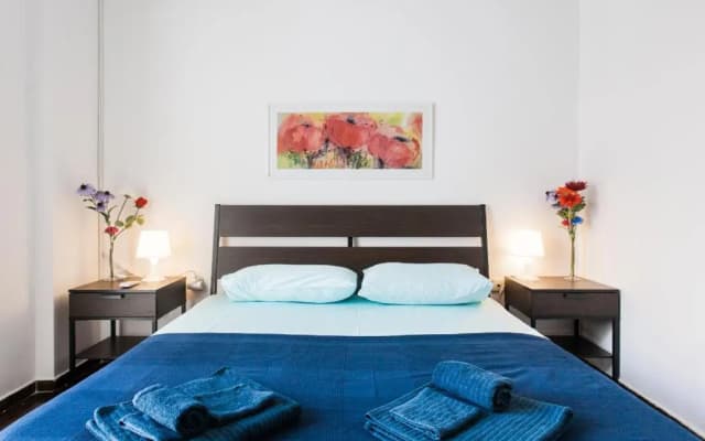 2 Min Walk To Acropolis 50 sqm - photo 3