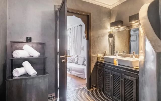 Riad Basidi - photo 5