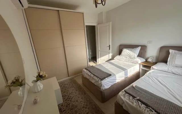 Cozy Retreat in Madinty & Work-Station - photo 3