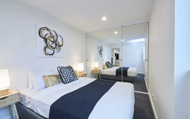 Mega Style Apartments The International - photo 5
