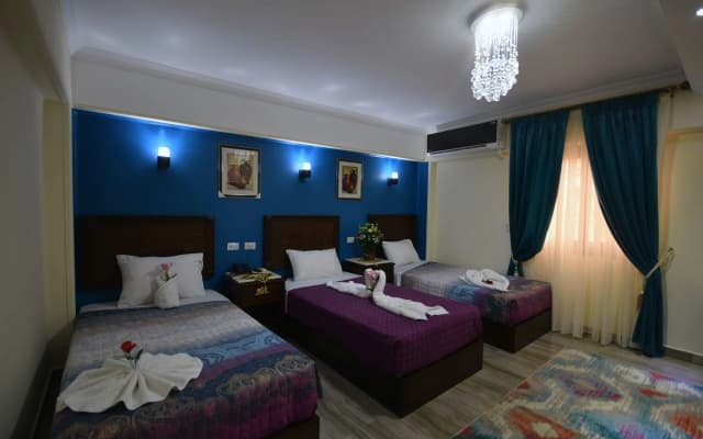 Amin hotel - photo 4