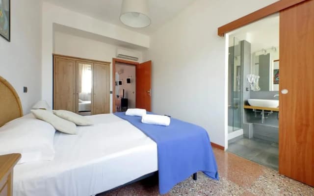 Silvano's Home In Rome - photo 4