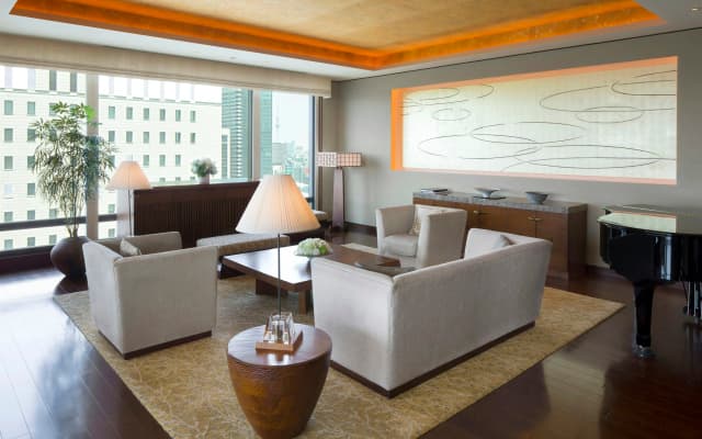 The Peninsula Tokyo - photo 2