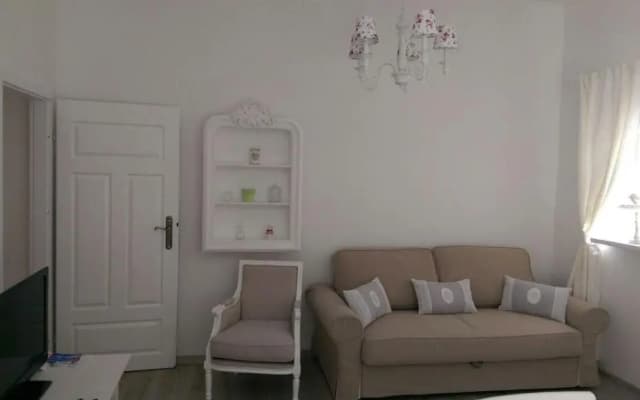 Romantic Style Apartment Berlin - photo 4