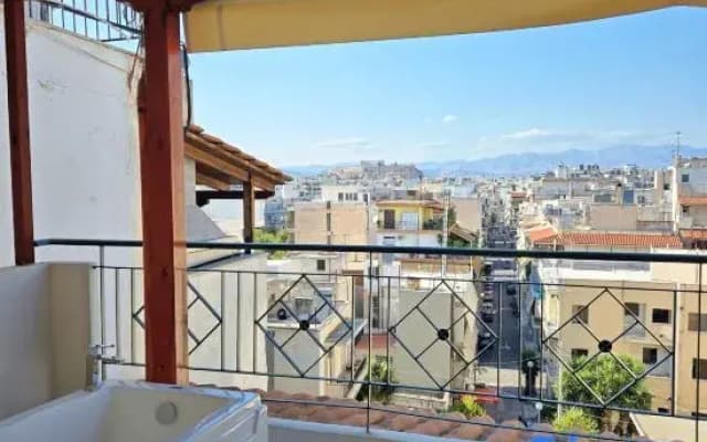 Acropolis View Sky Suite with Jacuzzi Near Metro - photo 2