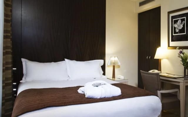 Le Pera Hotel - photo 5