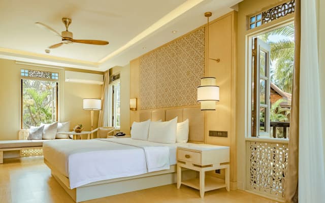 Pelangi Beach Resort & Spa - photo 4