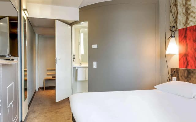 ibis London Docklands Canary Wharf - photo 4