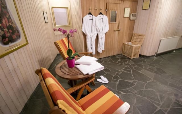 Theaterhotel & Suites Wien - photo 4
