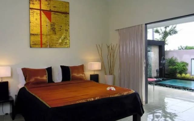 Drupadi Studio Apartments - photo 5