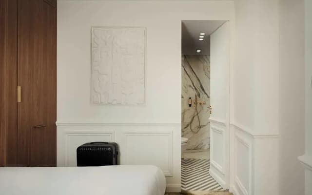 Leon Hotel-pigalle/suite-31 - photo 2