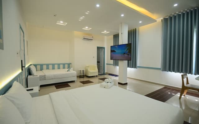 A Hotel - photo 3