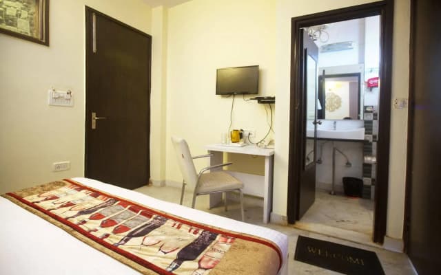 RK Residency Hotel - photo 5