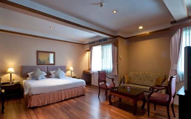 Silom City Hotel - photo 5