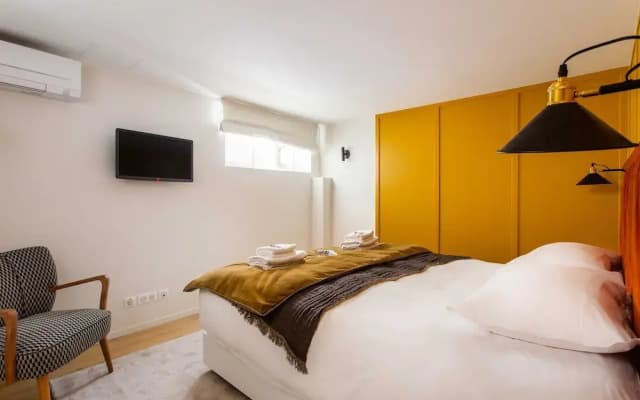 Cosy Apartment- 2br/6p - Seine/notre-dame - photo 4