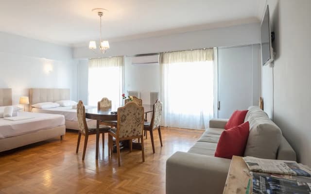 Victoria Grand Apartments - photo 4