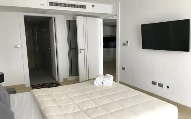UPlus Avenue Residence - photo 5
