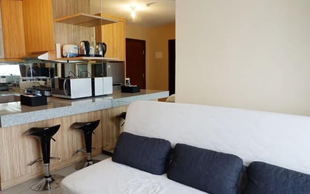 1Br with Sofa Bed Thamrin Executive Apartment - photo 2
