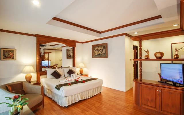 Chiangmai Ratanakosin Hotel - photo 2