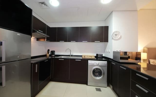 Studio Apartment in The Matrix Tower - photo 4