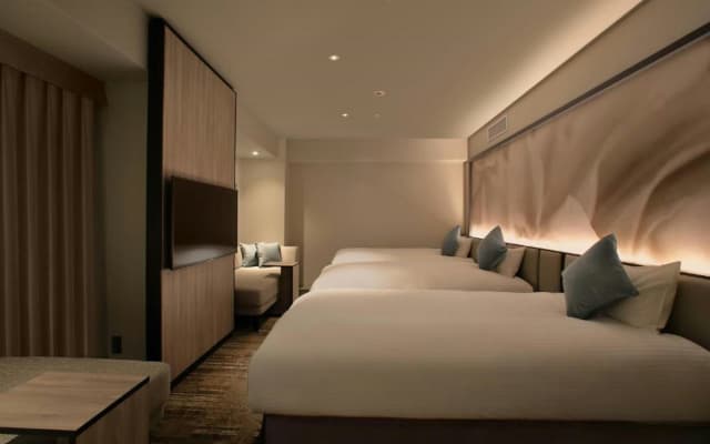 Oriental Hotel Universal City - photo 5