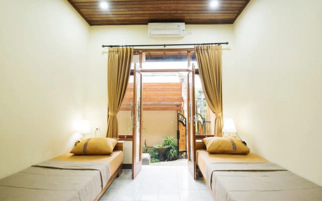 Bulan Bali Guest House - photo 4