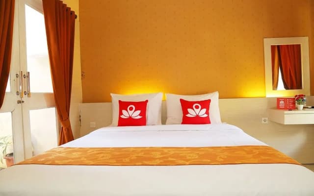 ZenRooms Denpasar Gelogor Carik 2 - photo 4