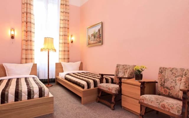 Hotel - Pension Cortina - photo 3