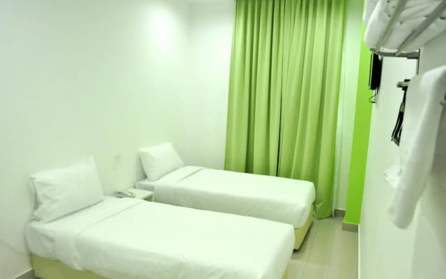 YY48 Hotel - photo 5