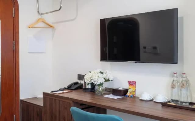 Hato Saigon Boutique Hotel & Rooftop - photo 4