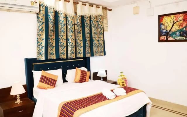 3Bhk Fortune HomeD-198 Saket Near Max Hospital,PVR - photo 2