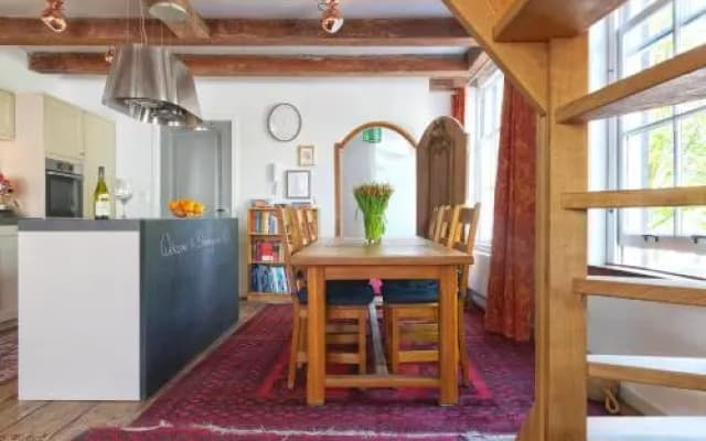 Former Rembrandt Workshop Apartment - photo 3